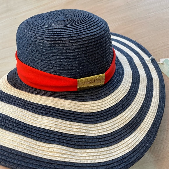 Colorblock Sash Hat - Picture 2 of 5